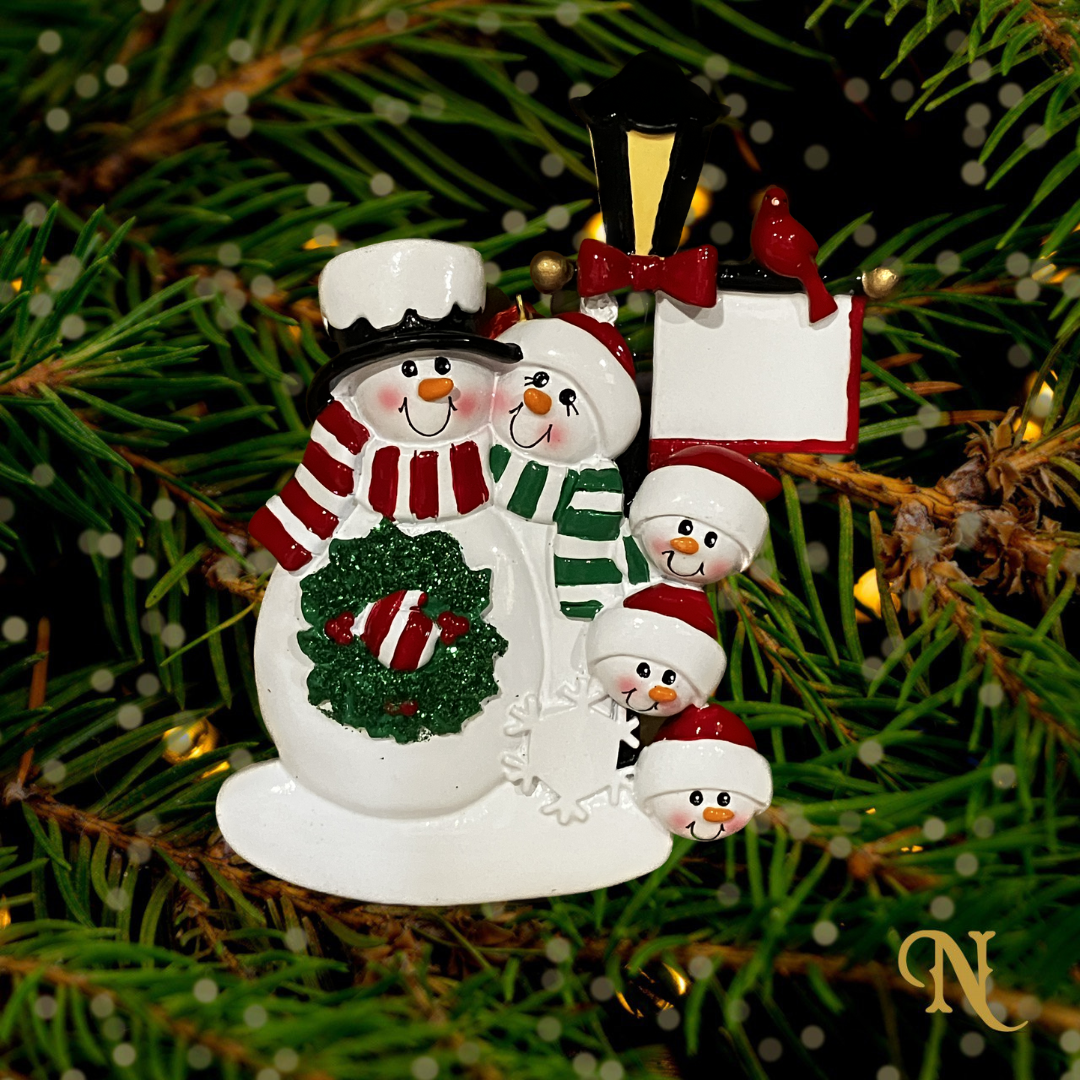 Lamppost Snow Family of Five