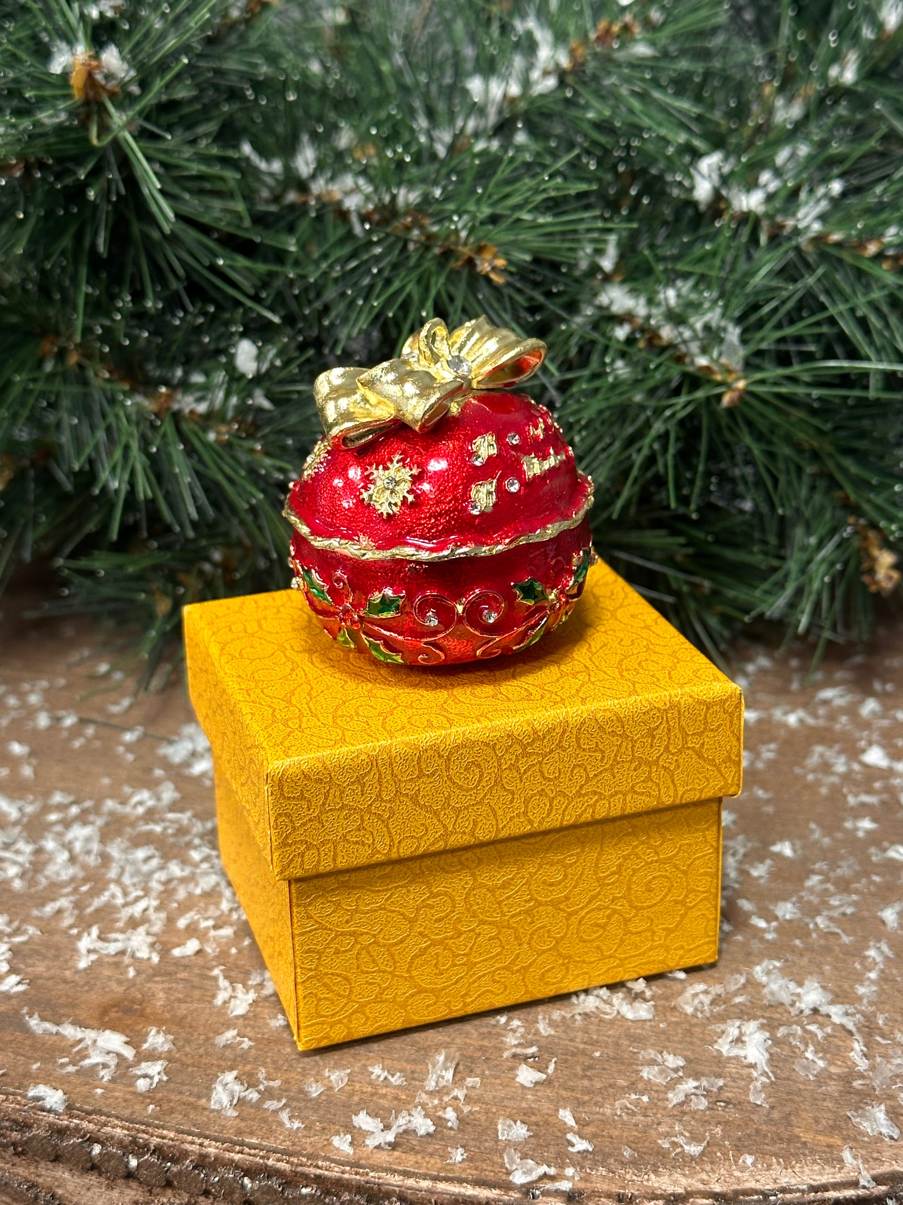 Happy Holiday Christmas Bauble
