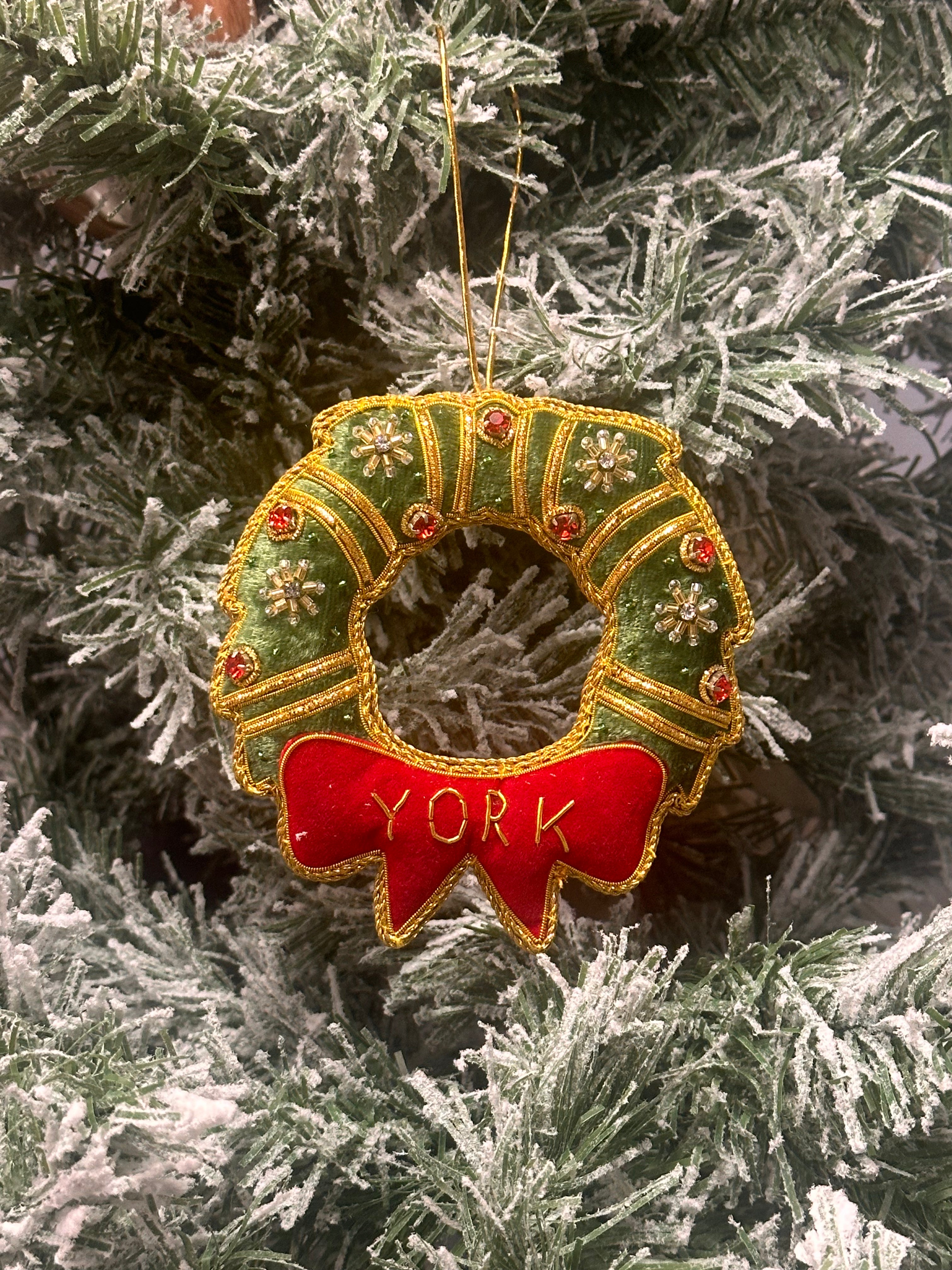 Hand Embroidered York Weath