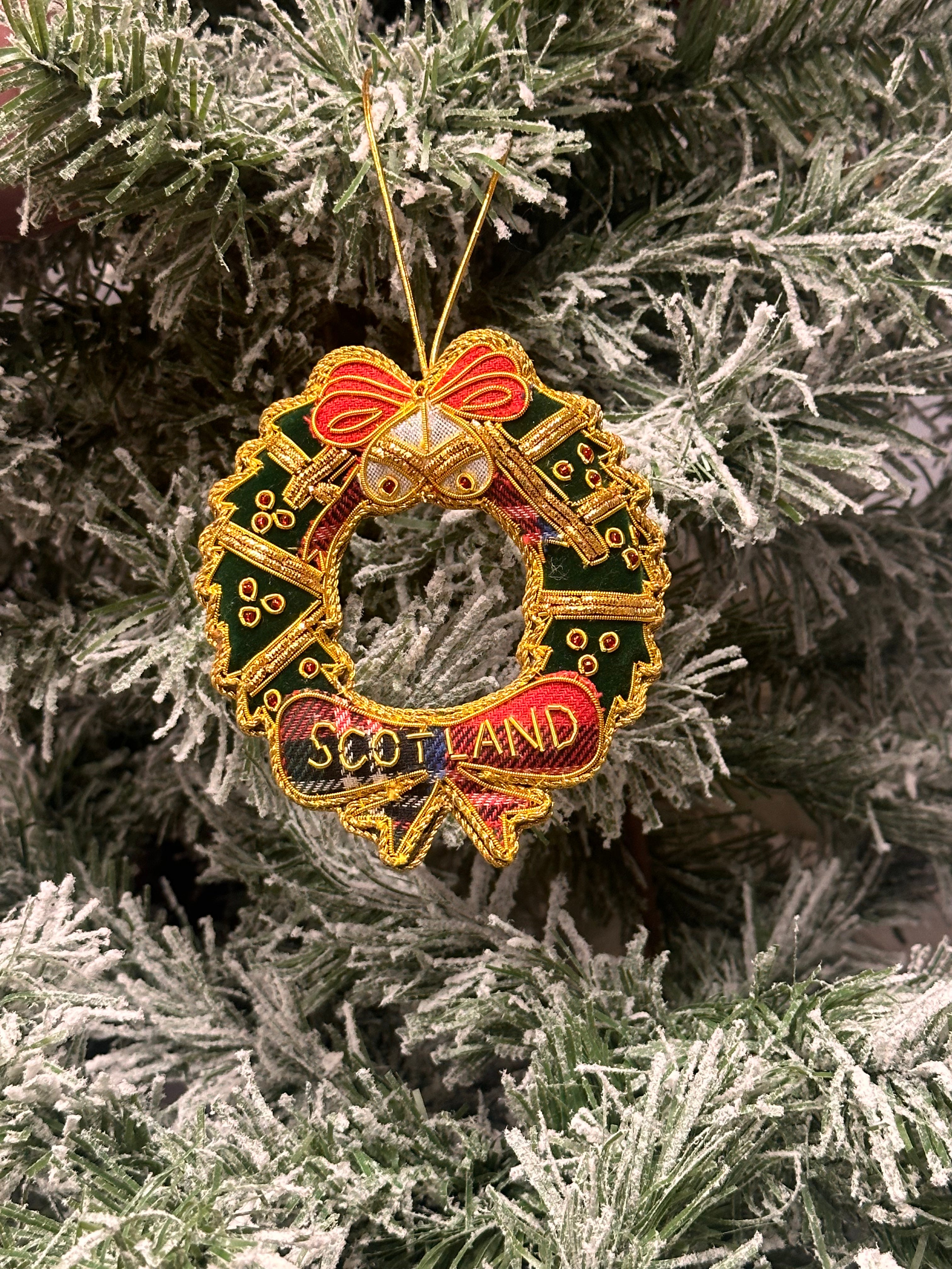 Hand Embroidered Scotland Wreath