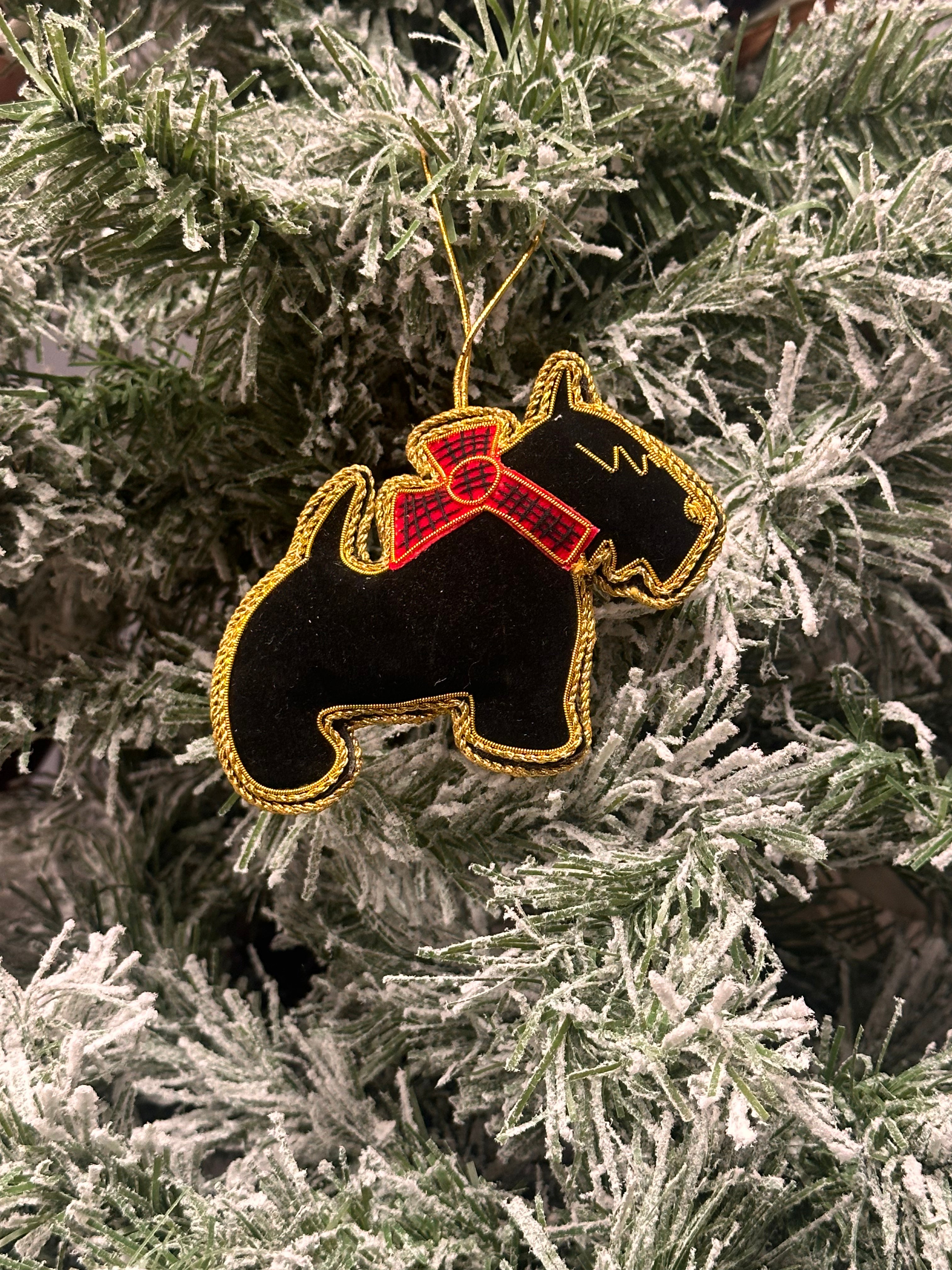 Hand Embroidered Black Scottie Dog